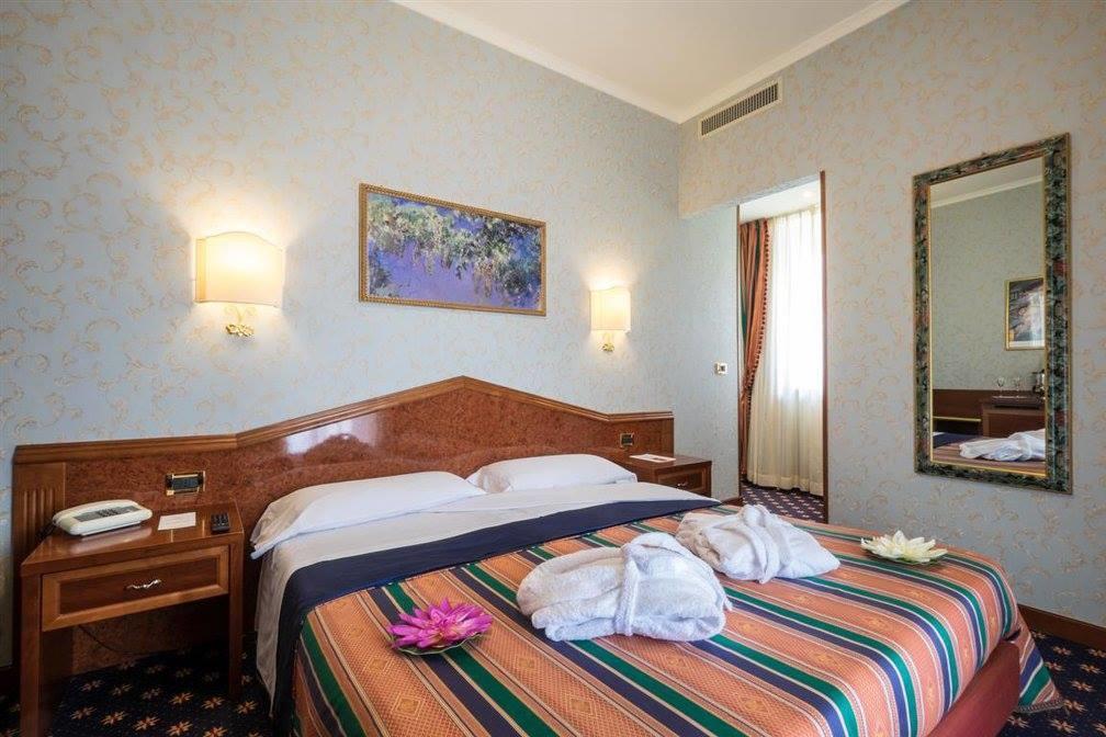 Hotel Royal 4*