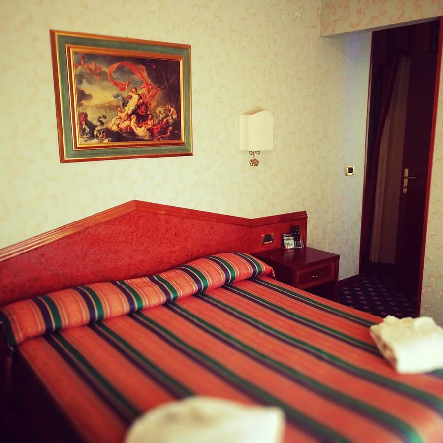 Hotel Royal 4*